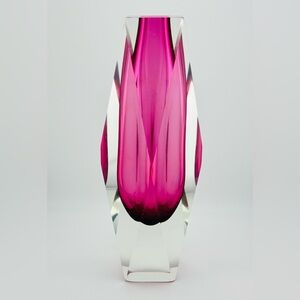 Gorgeous Murano Mandruzatto Vase